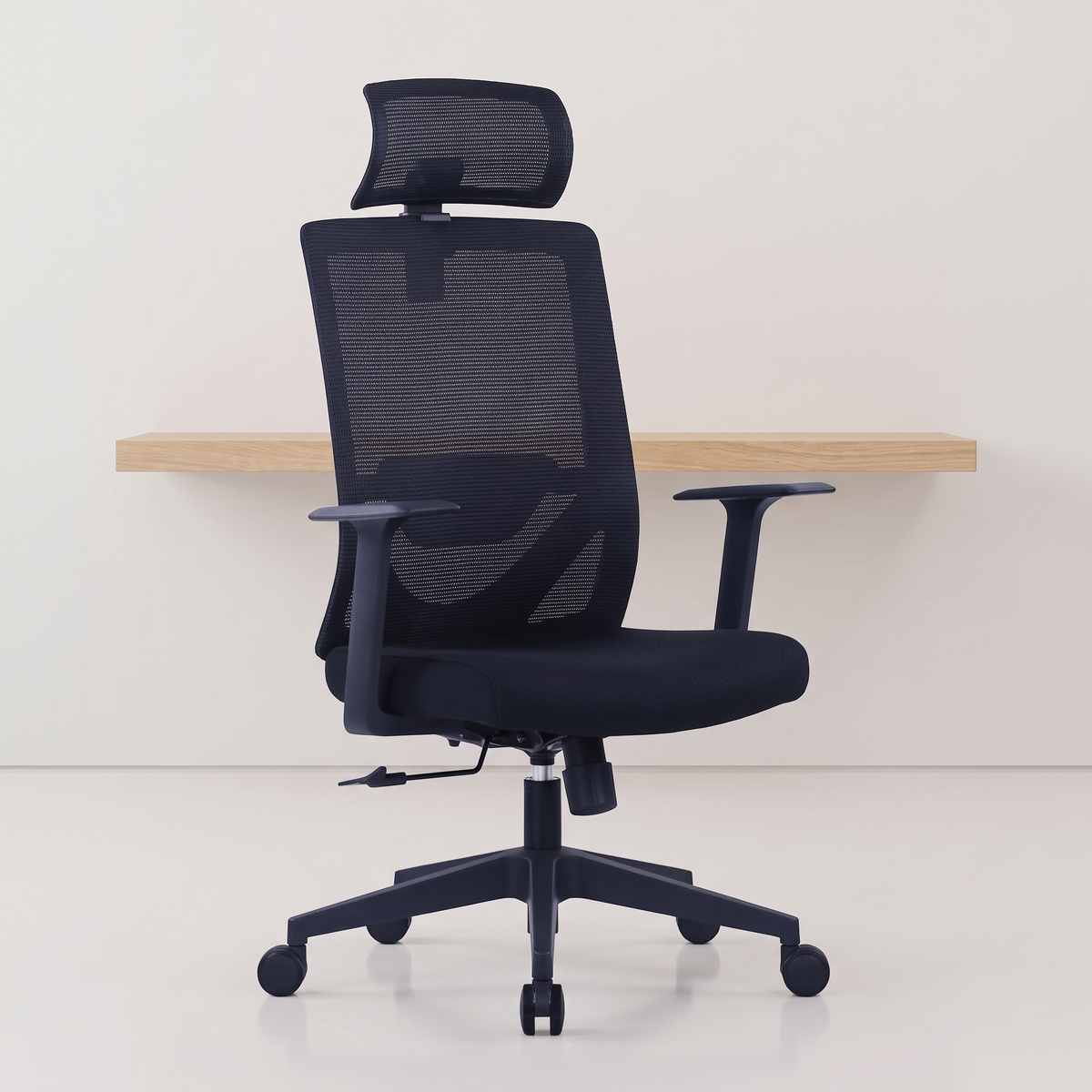Karrigë ergonomike Una 391A në ambient zyre minimalist